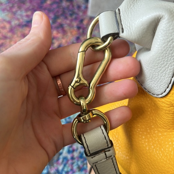 🌻orYanny Satchel🌻 - Picture 7 of 16